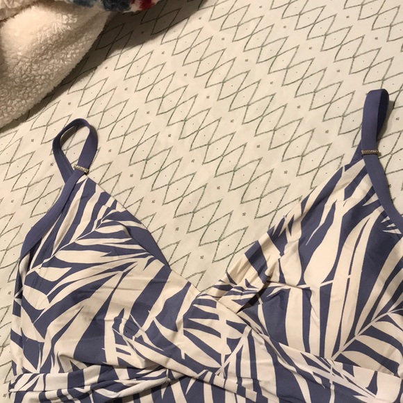 Calvin Klein swimsuit - Picture 4 of 7